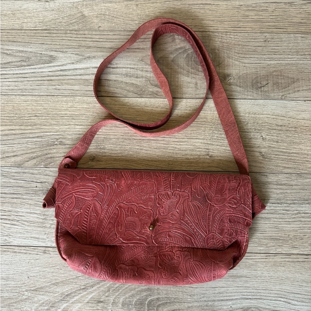 Arden and James Arden Pouch Crossbody Bag